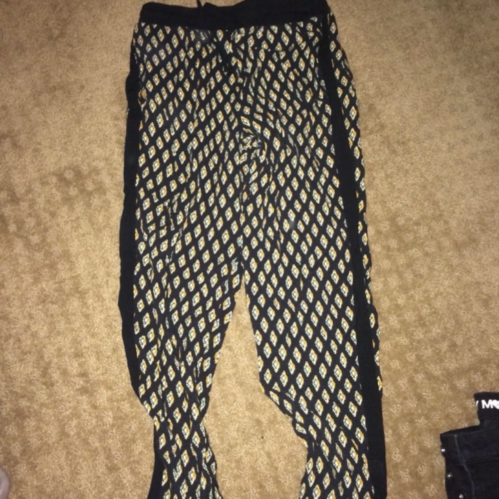 Printed pants